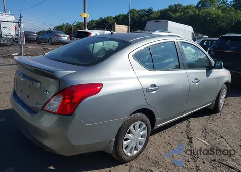 2013 Nissan Versa 1.6 Sv z USA, uszkodzony, nr VIN 3N1CN7AP6DL889059